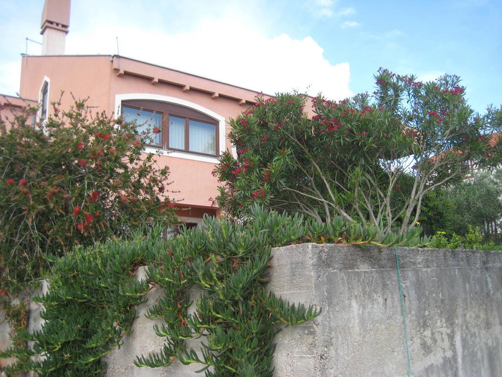 קאלי Apartman Lavanda מראה חיצוני תמונה