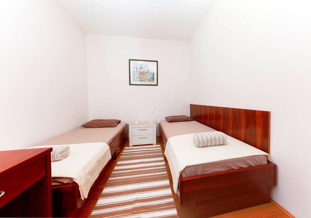 קאלי Apartman Lavanda מראה חיצוני תמונה